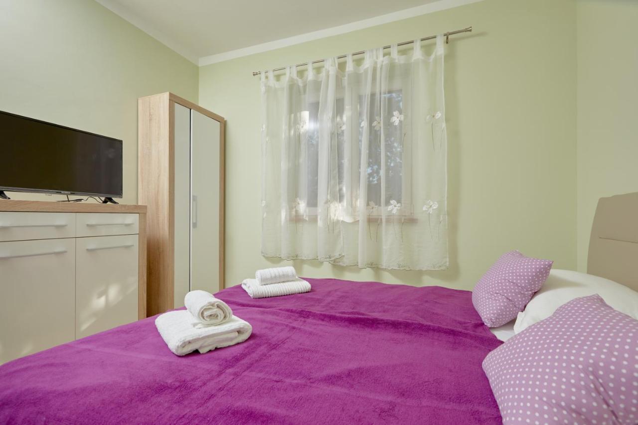 Apartments Nika Turanj Ngoại thất bức ảnh